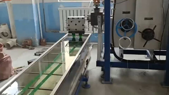 Máquina automática de fabricación de tiras de PET de un solo tornillo de alta precisión para una producción eficiente de tiras de PET