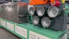 Buen precio Máquina automática de alta precisión para la fabricación de flejes de PET de un solo tornillo y línea de producción de flejes de PET en línea