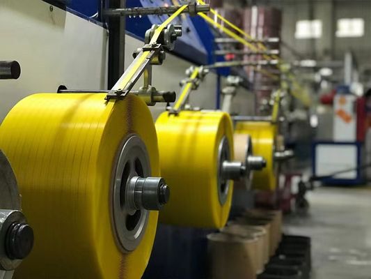 Enrollador de fleje PP suave y preciso para línea de producción ligera